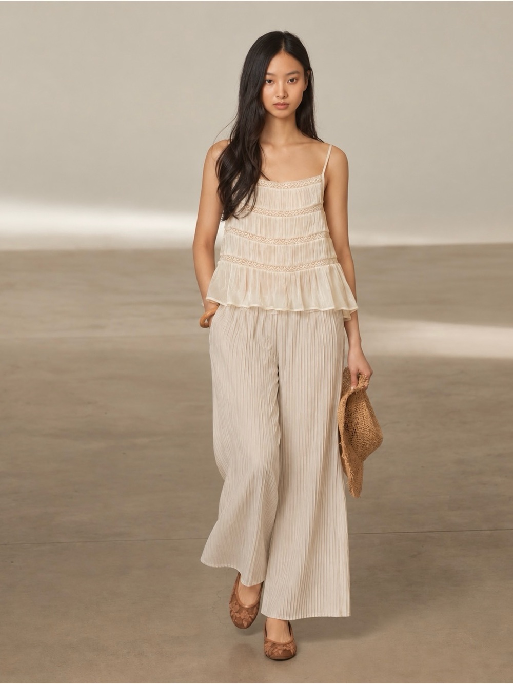 Uniqlo Pleated Wide-Leg Pants Cream Beige Fits S-M